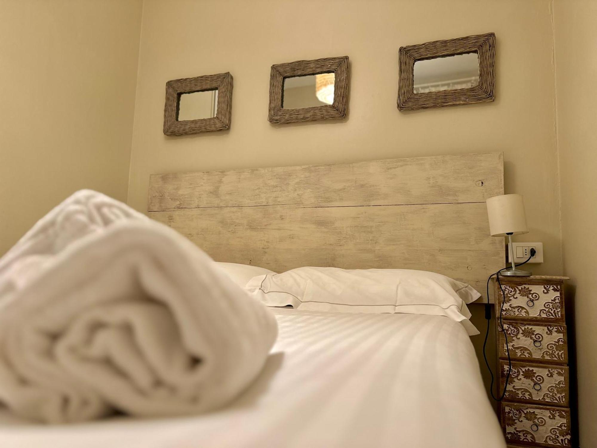 Lauri & Faggi Aparthotel Desenzano del Garda Luaran gambar