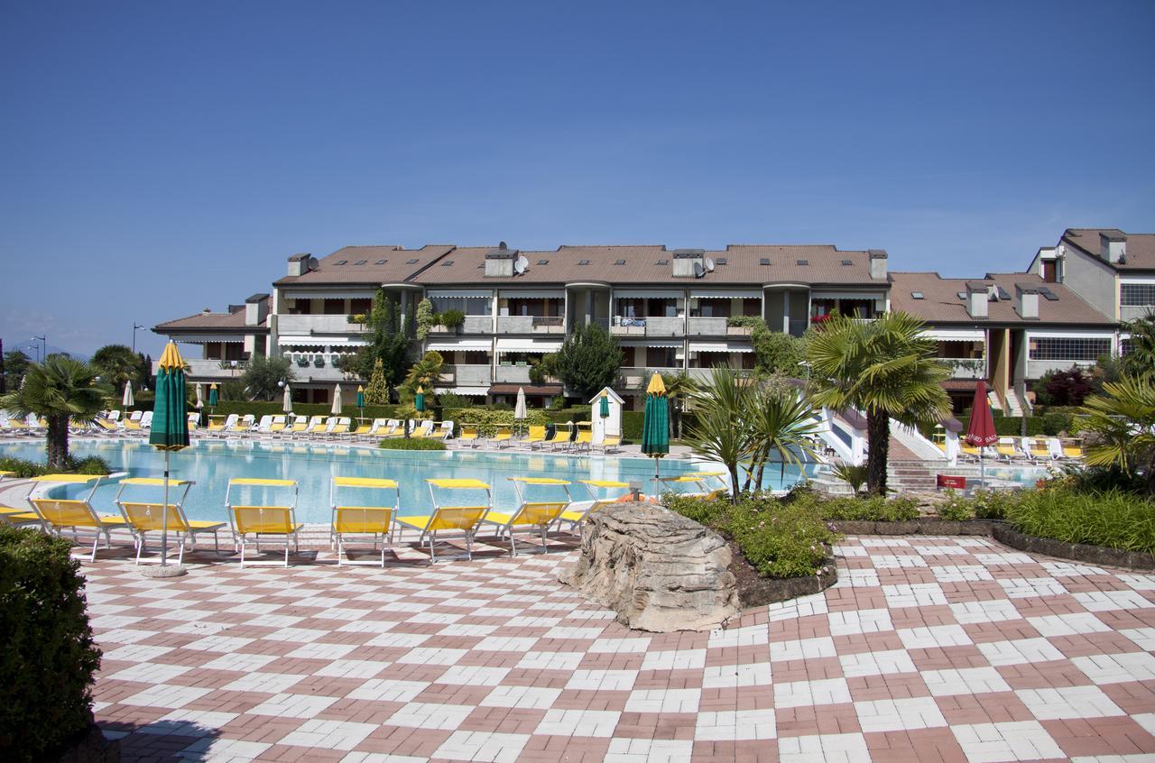 Lauri & Faggi Aparthotel Desenzano del Garda Luaran gambar