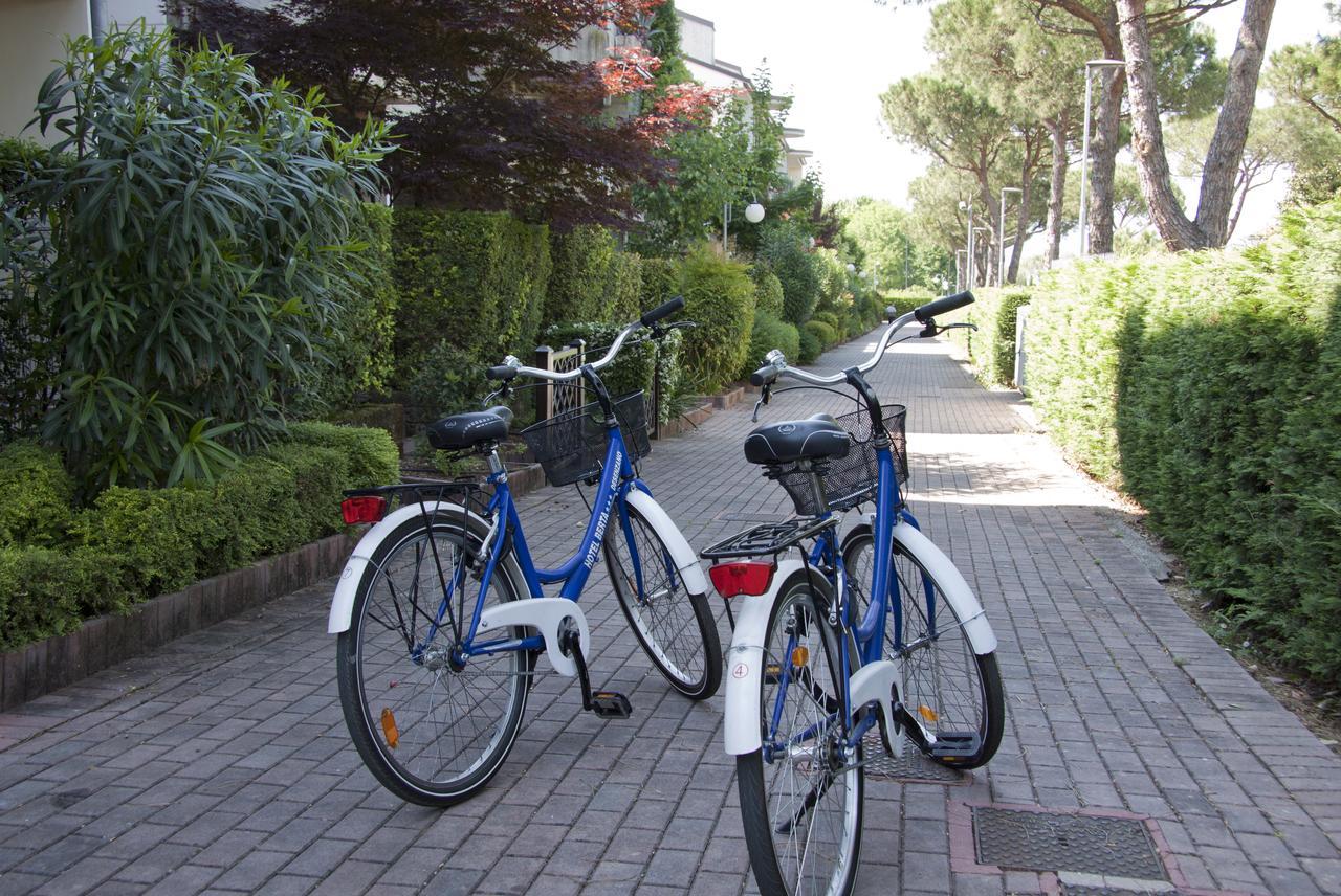 Lauri & Faggi Aparthotel Desenzano del Garda Luaran gambar