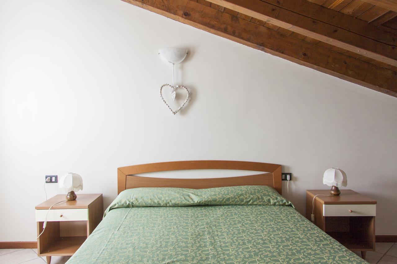 Lauri & Faggi Aparthotel Desenzano del Garda Luaran gambar